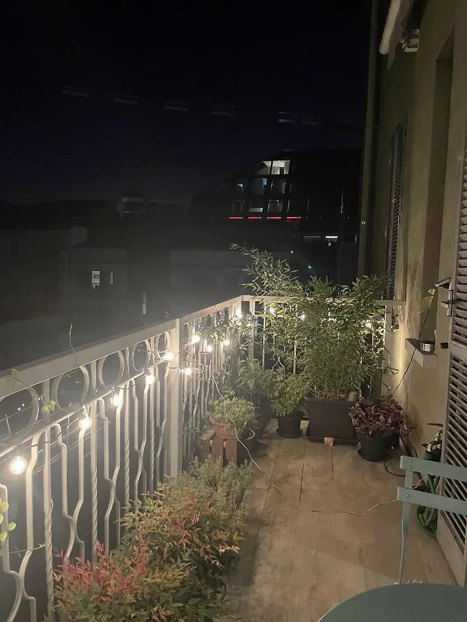 Milano Isola - Bright 2-Room Apartment With Balcony 0*, Milan